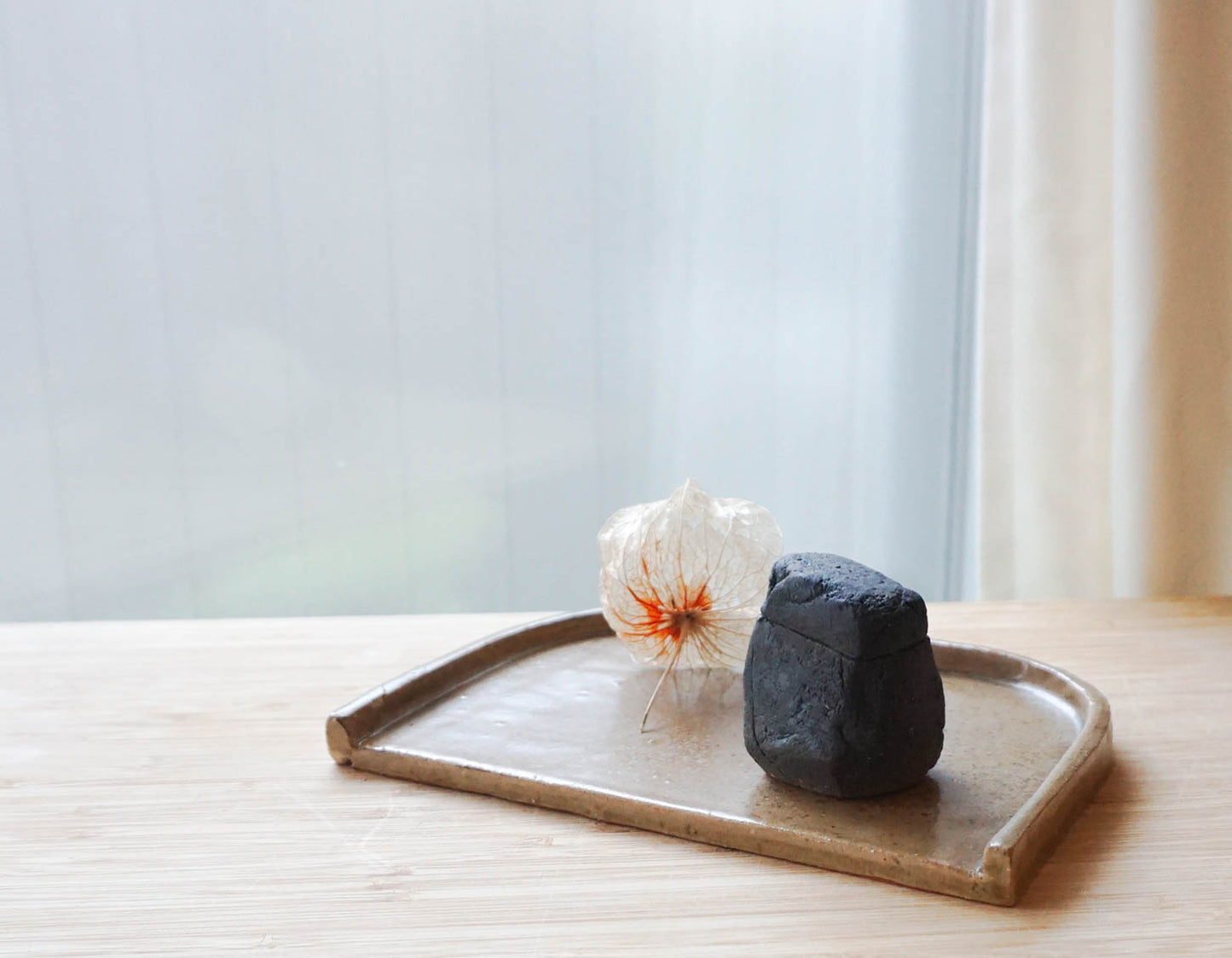 「暗闇の光」 小物入れ・ 陶箱